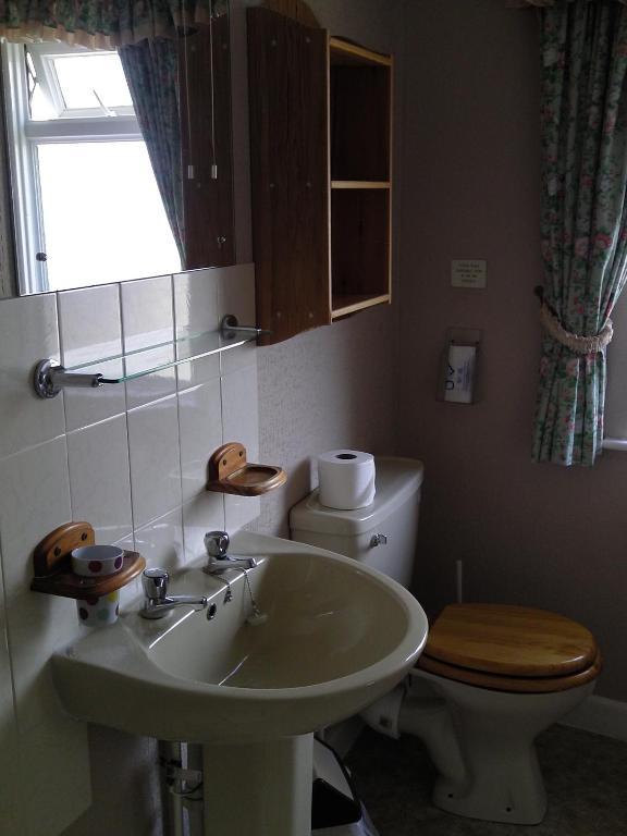 Roseglen Hotel Shanklin Extérieur photo